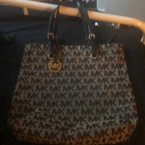 Michael Kors tote bag
